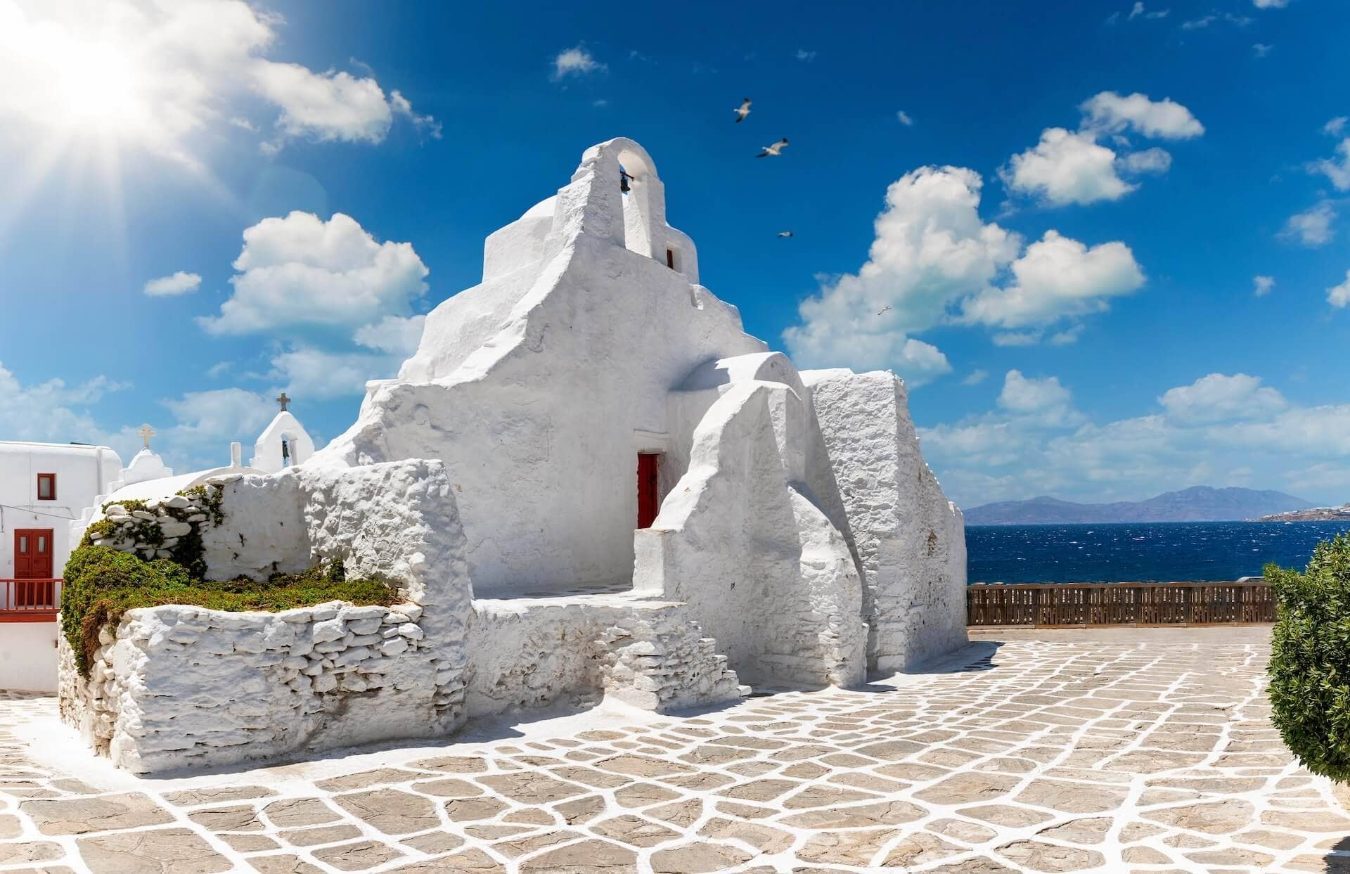 How Much Does a Luxury Villa in Mykonos Really Cost in 2026? The Transparent Price Guide